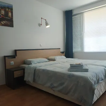 Apartment Private Studio 306 Complex Nev, Sarafovo, Beach & Airport ,With Swimming Pool, Free Parking Burgas