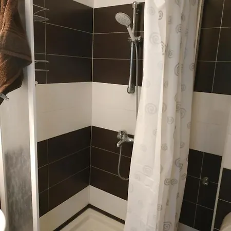 Private Studio 306 Complex Nev, Sarafovo, Beach & Airport ,With Swimming Pool, Free Parking Burgas