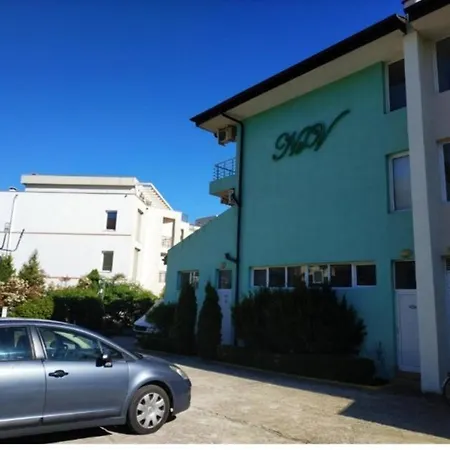 Private Studio 306 Complex Nev, Sarafovo, Beach & Airport ,With Swimming Pool, Free Parking *