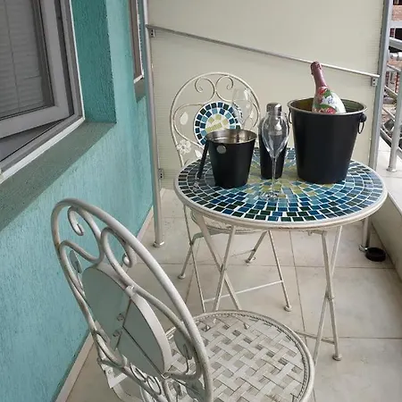 דירה Private Studio 306 Complex Nev, Sarafovo, Beach & Airport ,With Swimming Pool, Free Parking בורגאס