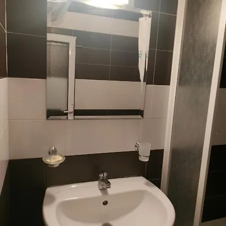 Private Studio 306 Complex Nev, Sarafovo, Beach & Airport ,With Swimming Pool, Free Parking דירה בורגאס